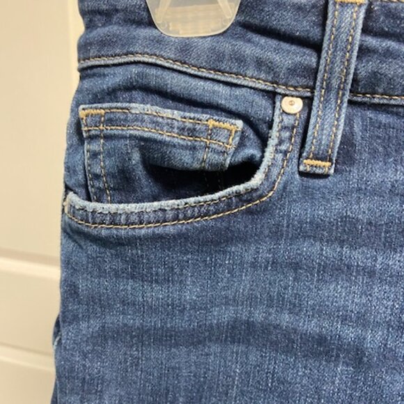 Joe's Jeans Mid-Rise Skinny Denim - Size 26 - Picture 6 of 9